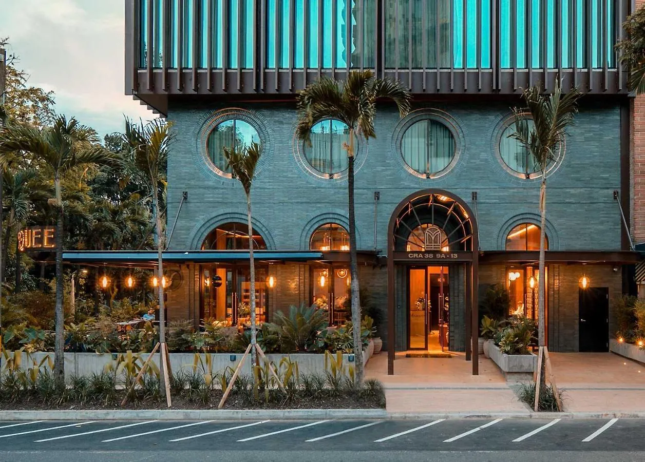 Hotel Marquee מדיין